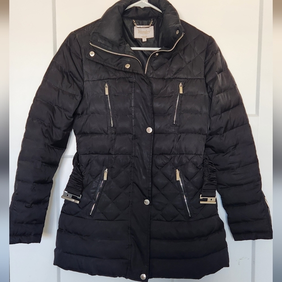 Women's Black Quilted Jacket - Picture 3 of 6